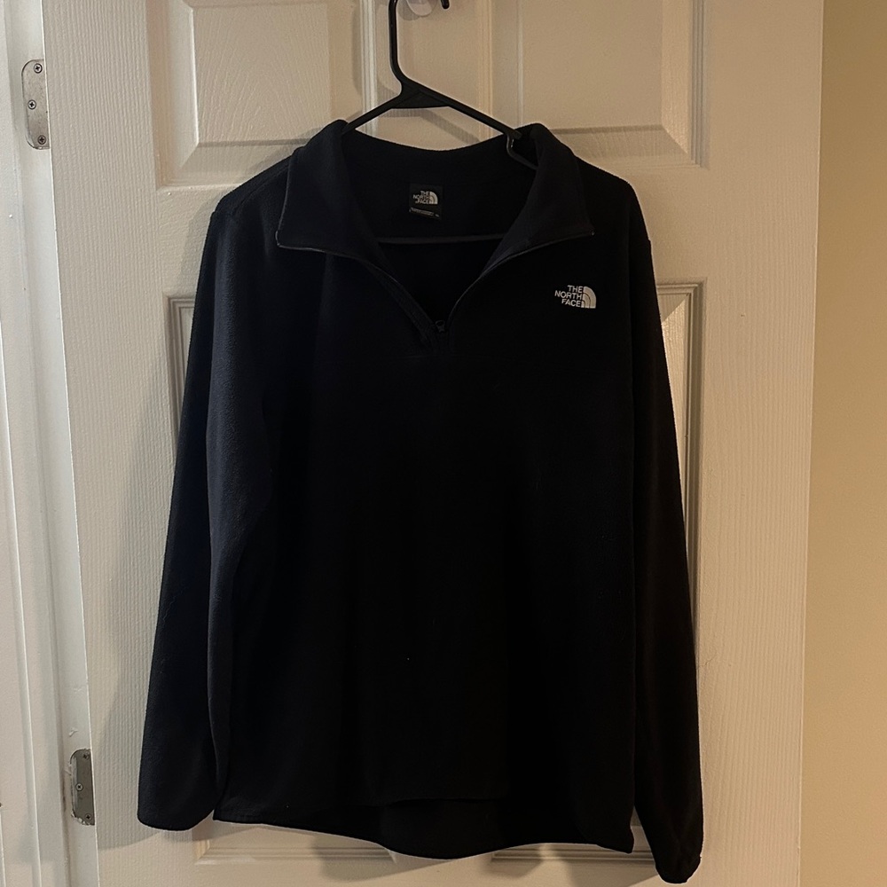 SOLD - The North Face Women’s Zip-Up Black Fleece Sweater
